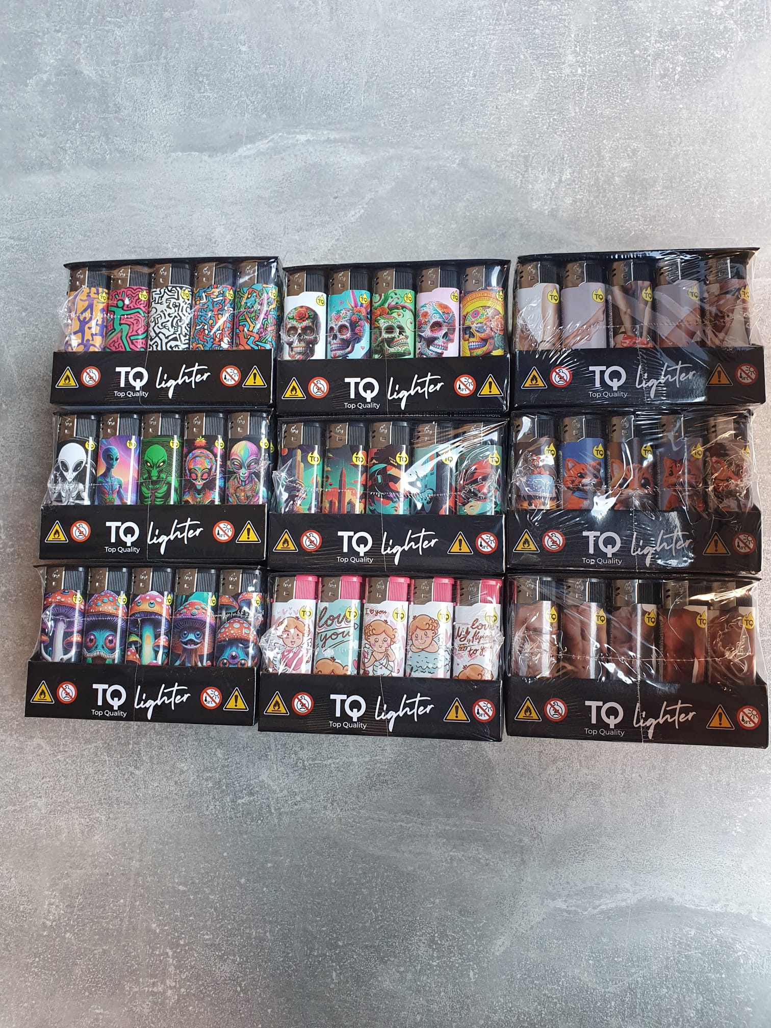 TQ Lighter – Feuerzeuge im Display (50 Stück, Motiv-Mix)